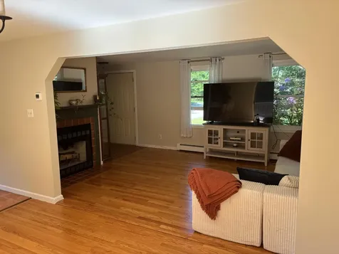 17 Curtis Road Freeport ME 04032