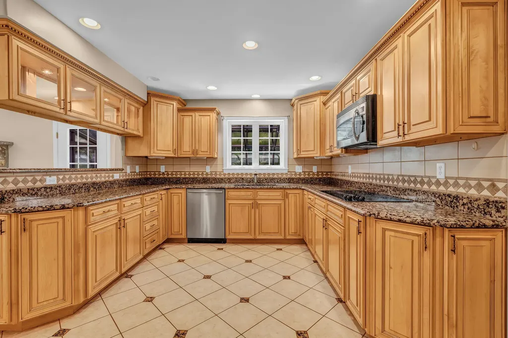 73 Woodland Road Durham ME 04222