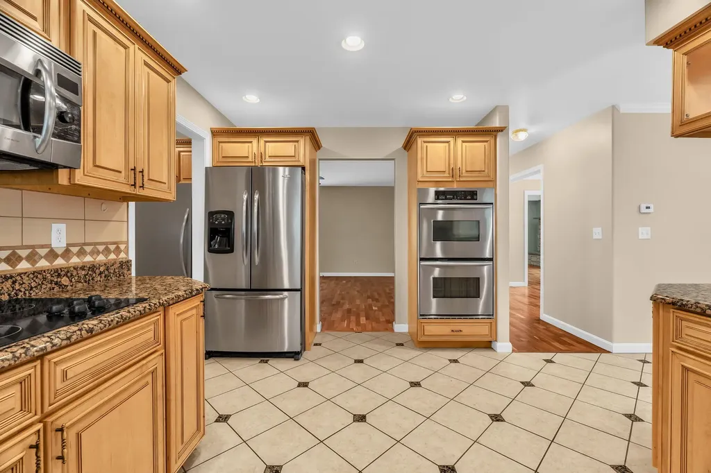 73 Woodland Road Durham ME 04222