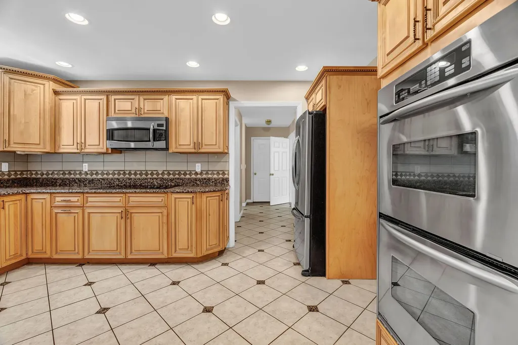 73 Woodland Road Durham ME 04222