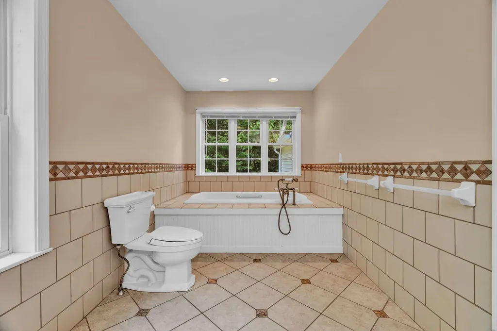 73 Woodland Road Durham ME 04222