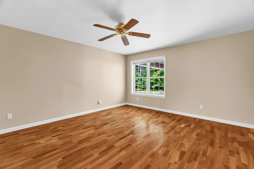 73 Woodland Road Durham ME 04222