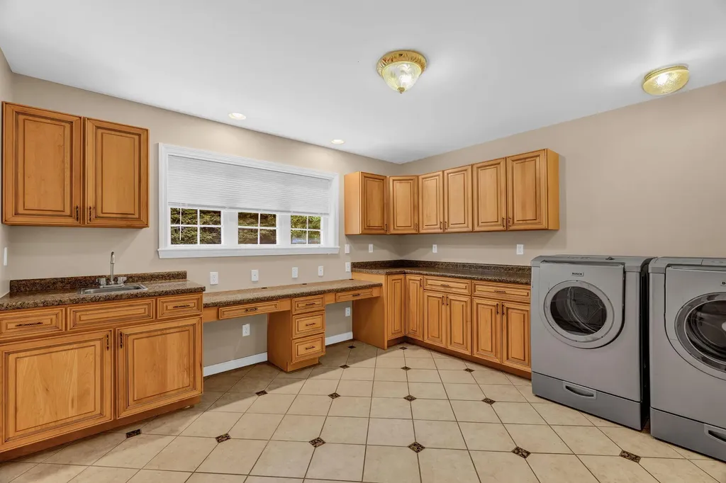 73 Woodland Road Durham ME 04222