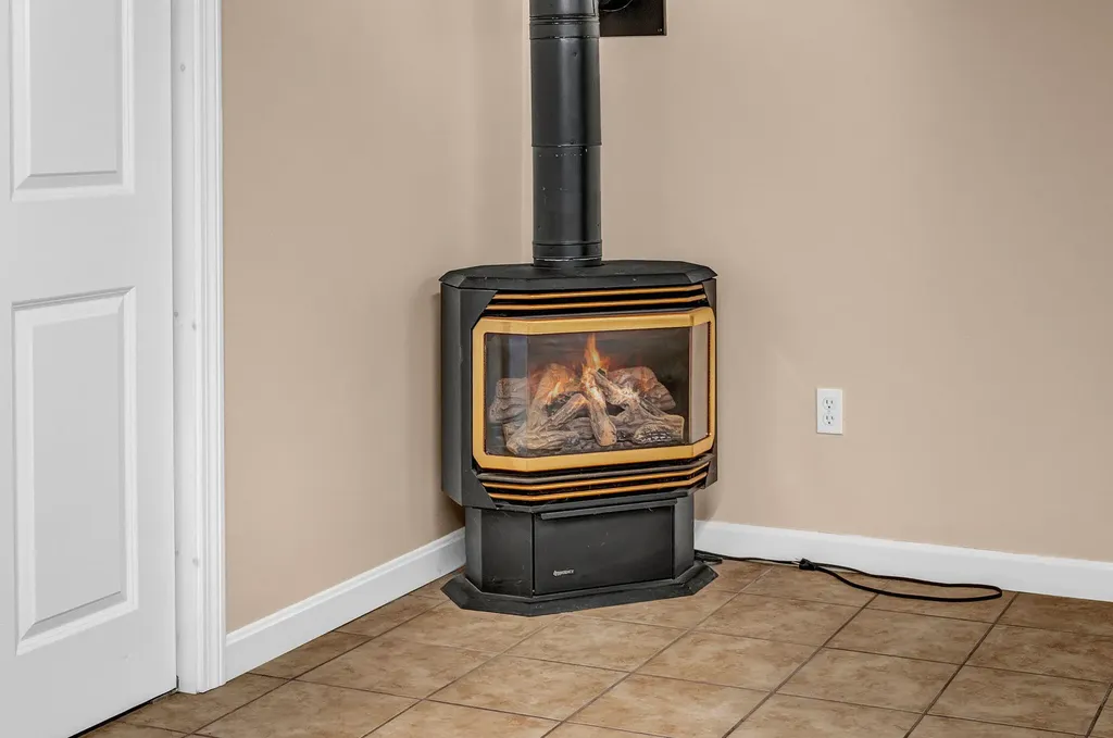 73 Woodland Road Durham ME 04222