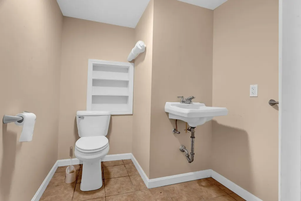 73 Woodland Road Durham ME 04222