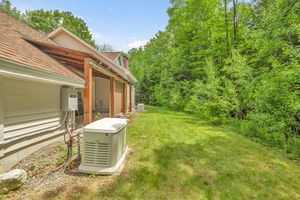73 Woodland Road Durham ME 04222