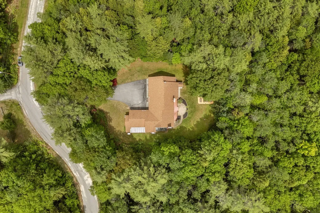 73 Woodland Road Durham ME 04222