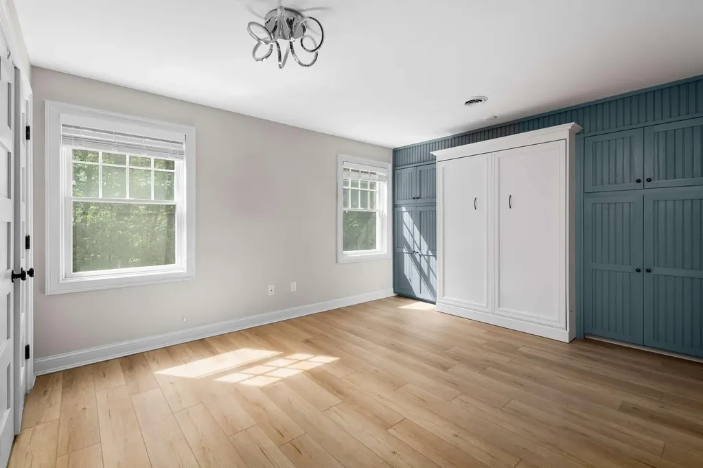 5 Tudor Drive Kittery ME 03904