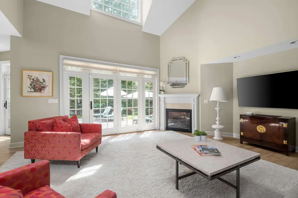 5 Tudor Drive Kittery ME 03904