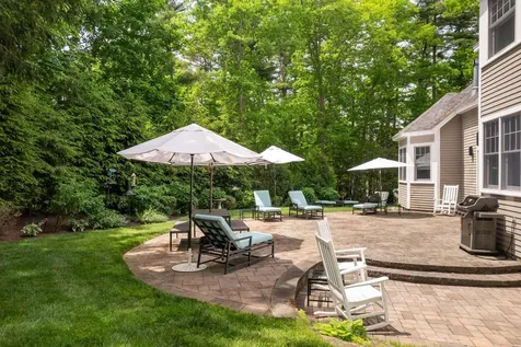 5 Tudor Drive Kittery ME 03904
