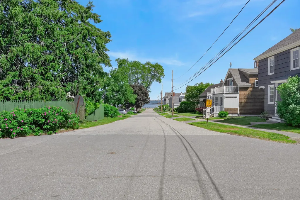 44 Myrtle Avenue South Portland ME 04106