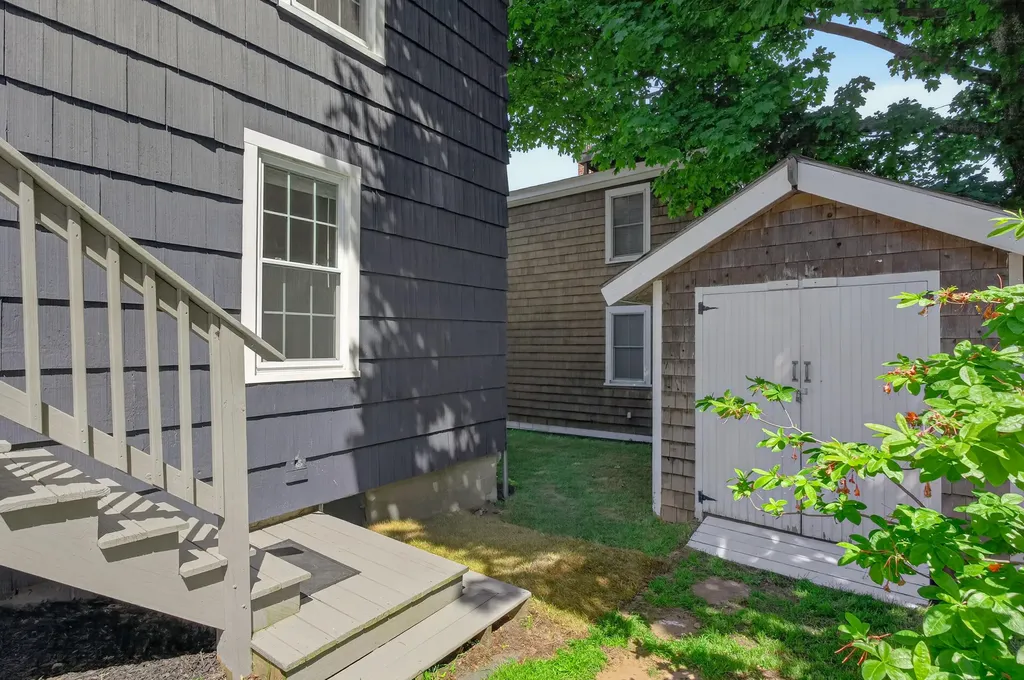 44 Myrtle Avenue South Portland ME 04106