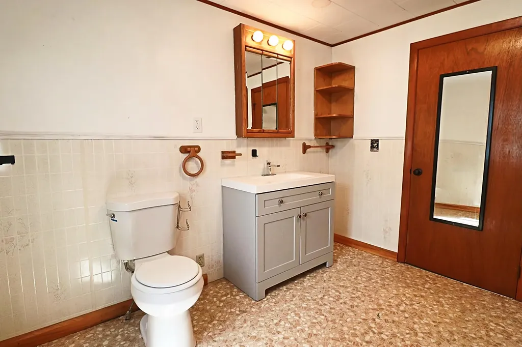 246 Taunton Drive Sullivan ME 04664