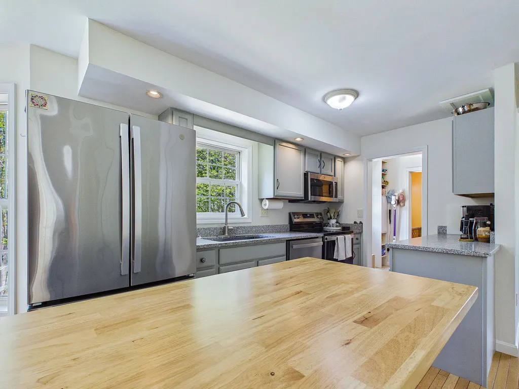 40 Meadow Drive Bar Harbor ME 04609