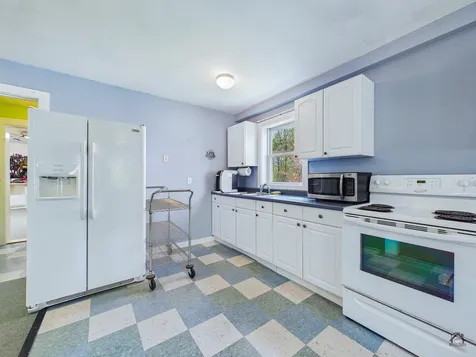 40 Meadow Drive Bar Harbor ME 04609