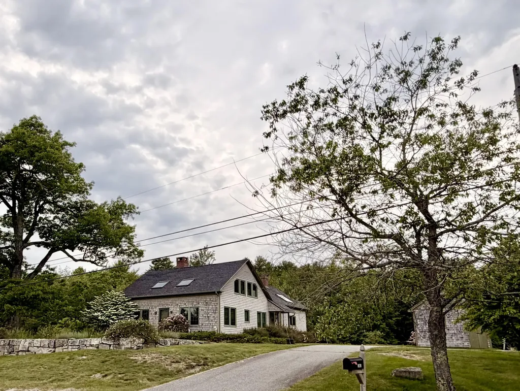 385 Salt Pond Road Blue Hill ME 04614