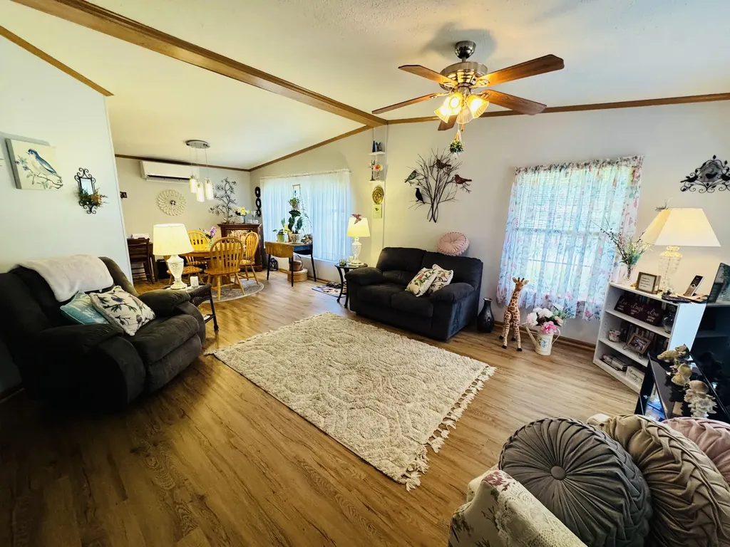 59 Karen Street Palmyra ME 04965
