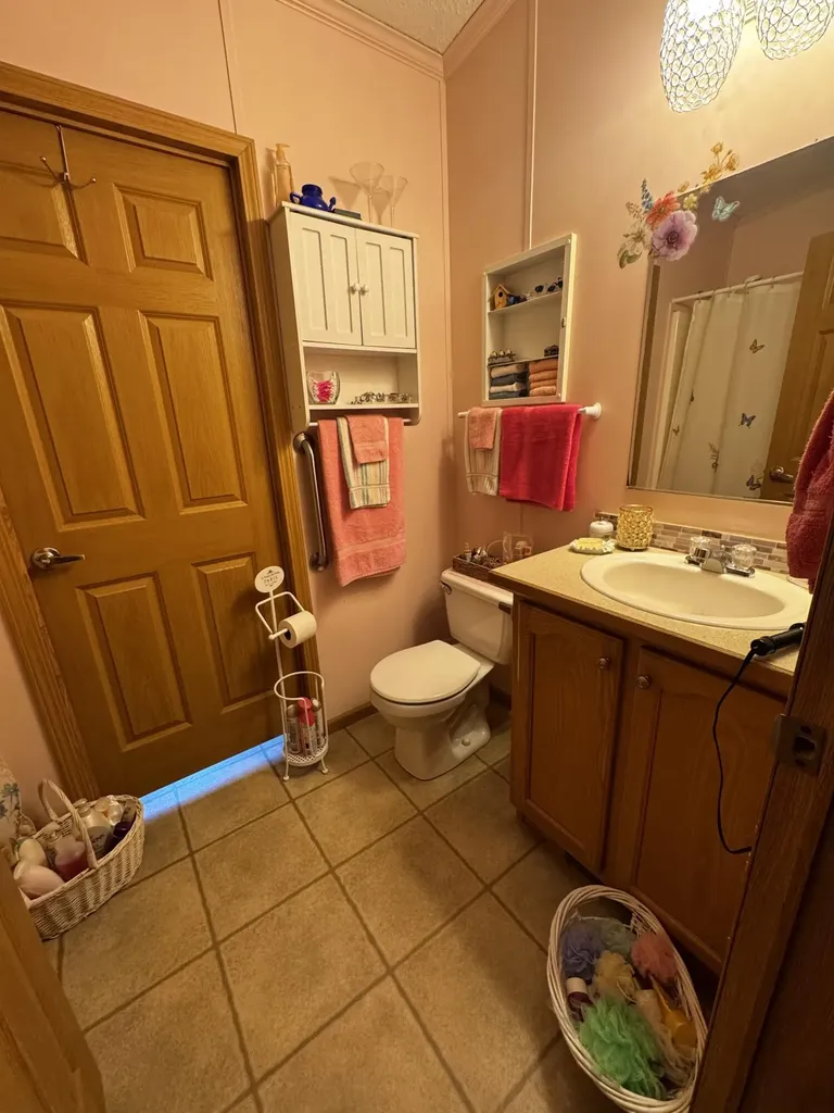59 Karen Street Palmyra ME 04965