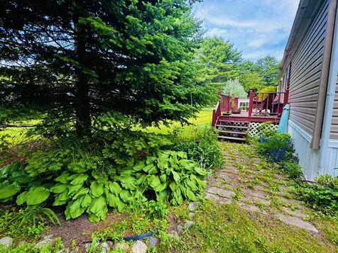 59 Karen Street Palmyra ME 04965