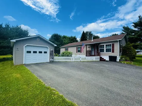 59 Karen Street Palmyra ME 04965