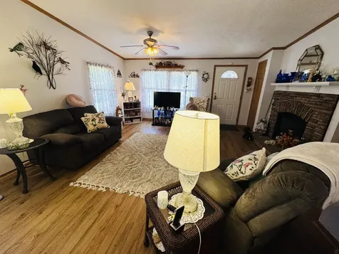59 Karen Street Palmyra ME 04965