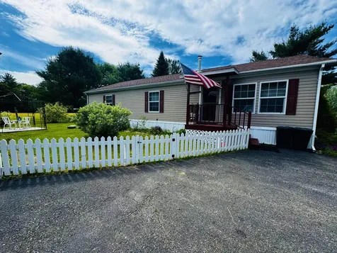 59 Karen Street Palmyra ME 04965