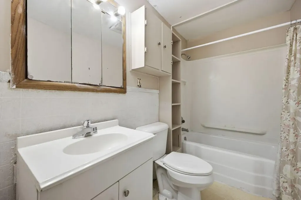 15 Ross Road Kennebunk ME 04043