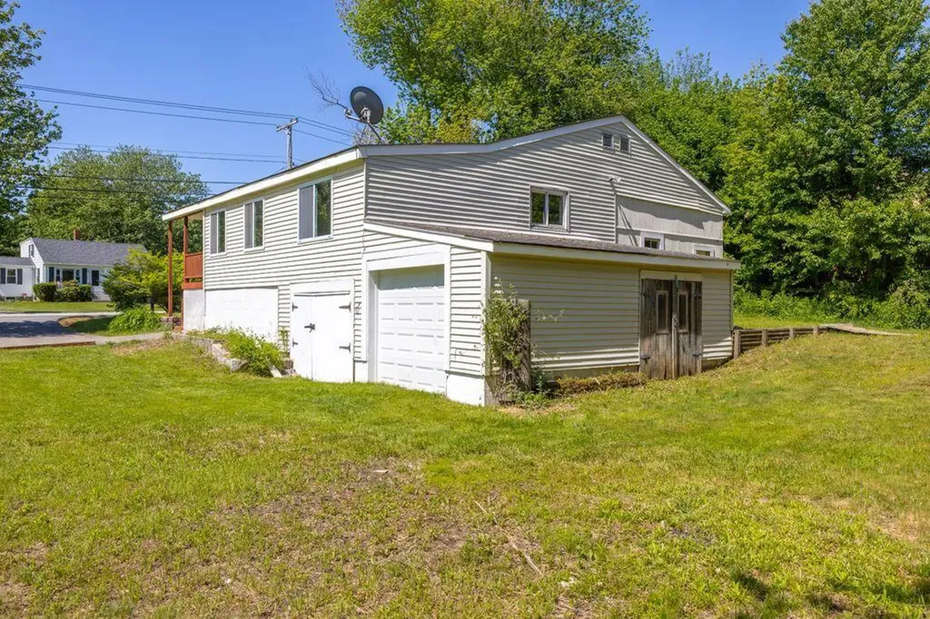15 Ross Road Kennebunk ME 04043