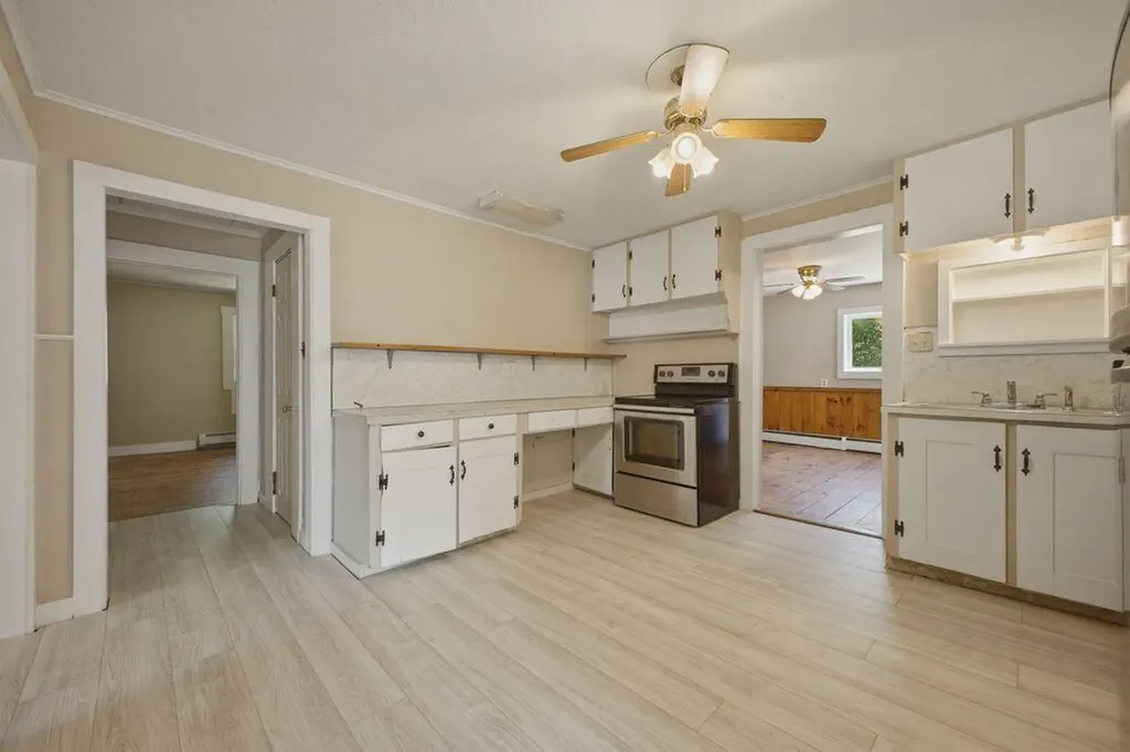 15 Ross Road Kennebunk ME 04043