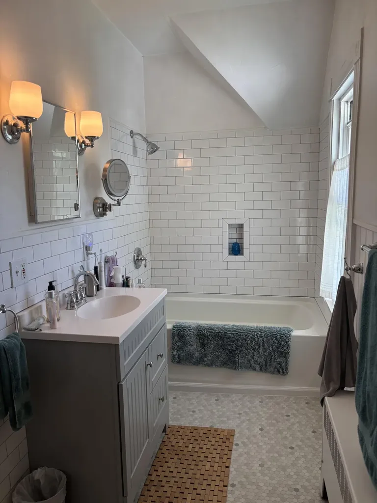 18 Boutelle Avenue Waterville ME 04901