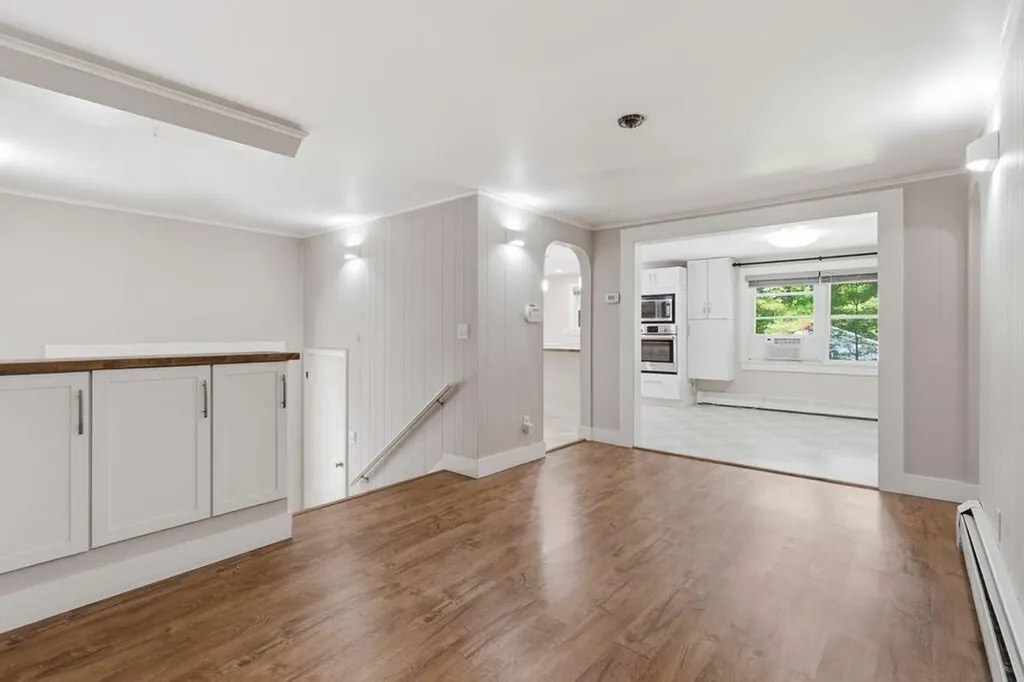 17 Apple Tree Lane Manchester ME 04351
