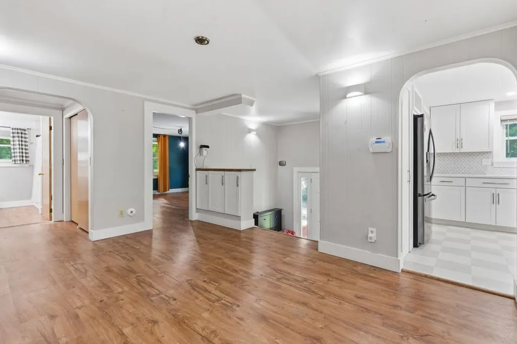 17 Apple Tree Lane Manchester ME 04351