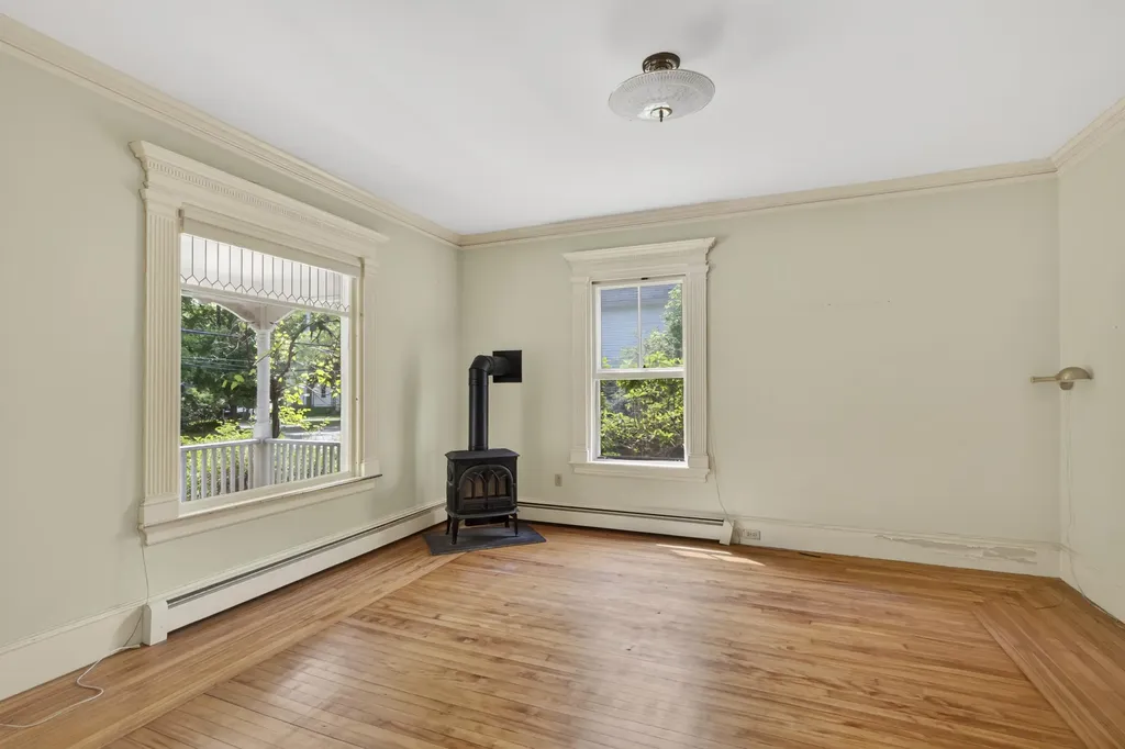 17 Union Street Camden ME 04843