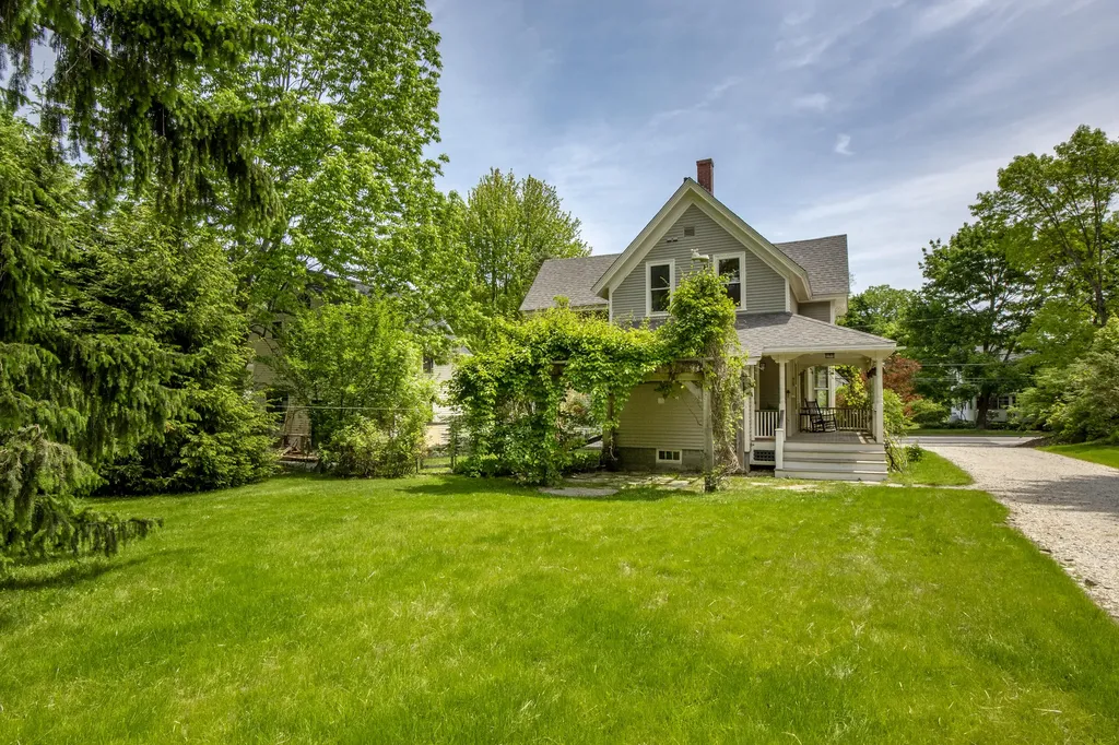 17 Union Street Camden ME 04843