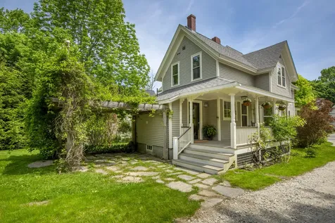 17 Union Street Camden ME 04843