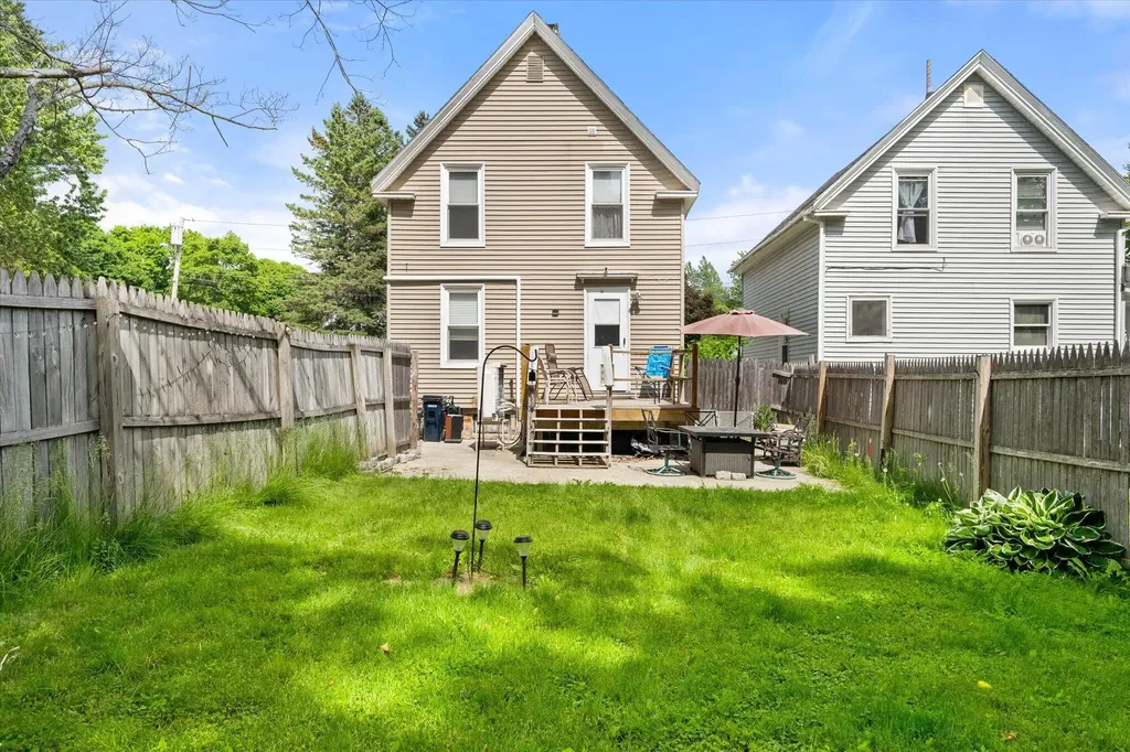342 Grove Street Bangor ME 04401