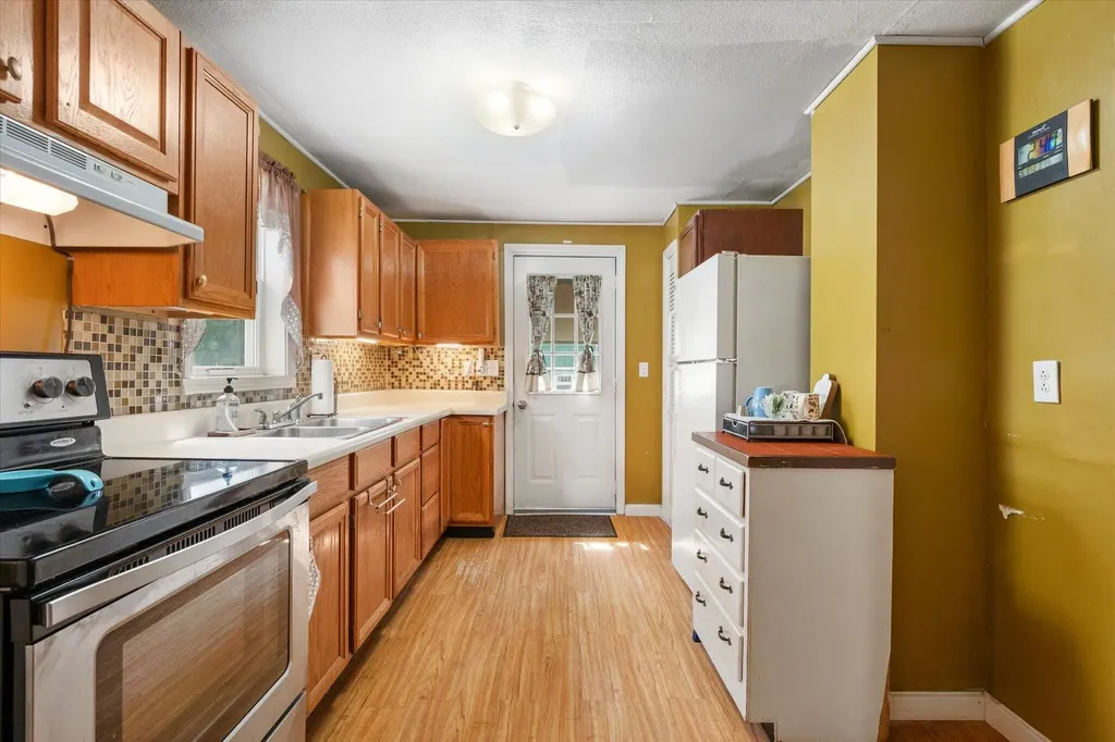 342 Grove Street Bangor ME 04401
