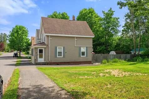 342 Grove Street Bangor ME 04401