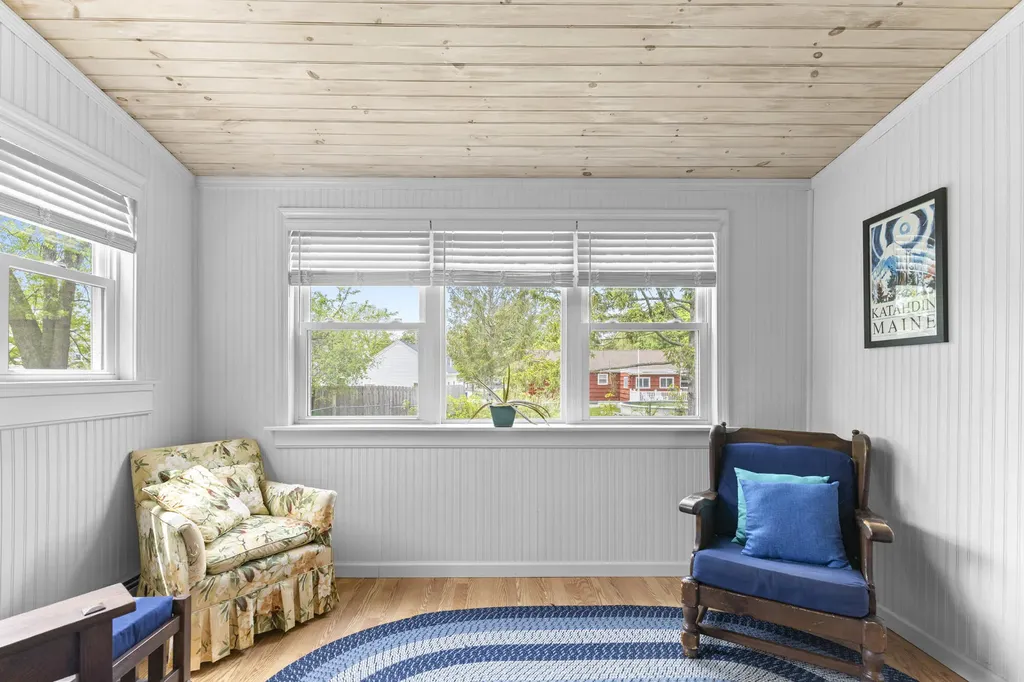 76 Edwards Street Portland ME 04102