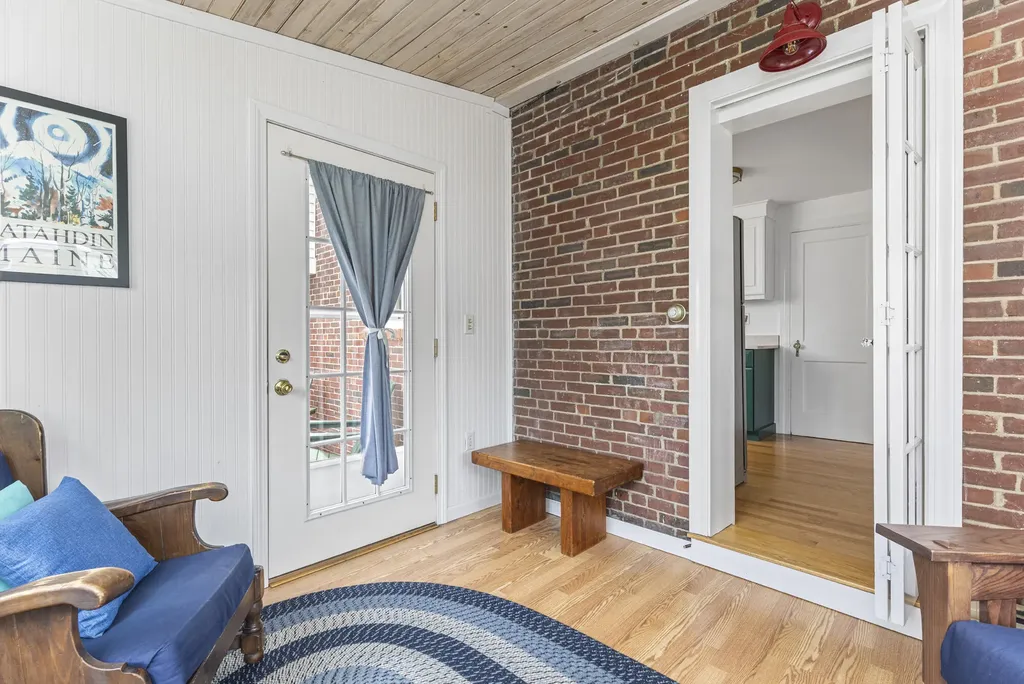 76 Edwards Street Portland ME 04102