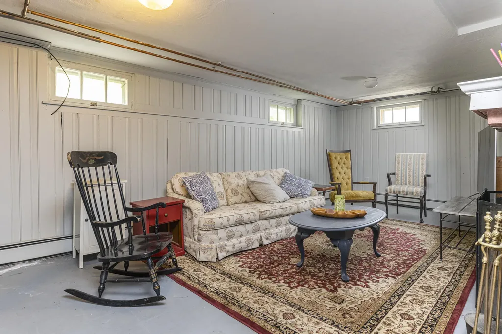 76 Edwards Street Portland ME 04102