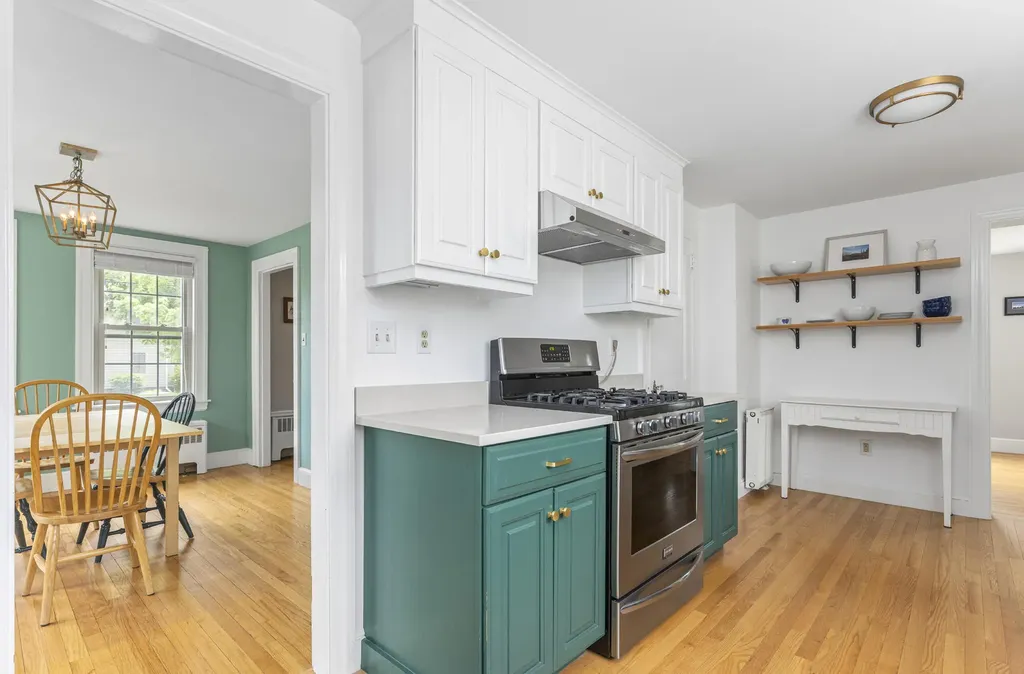 76 Edwards Street Portland ME 04102