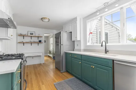 76 Edwards Street Portland ME 04102