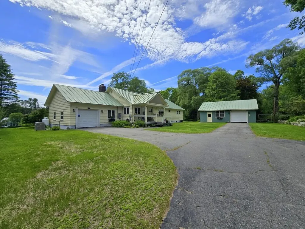 9 Bog Road New Portland ME 04961