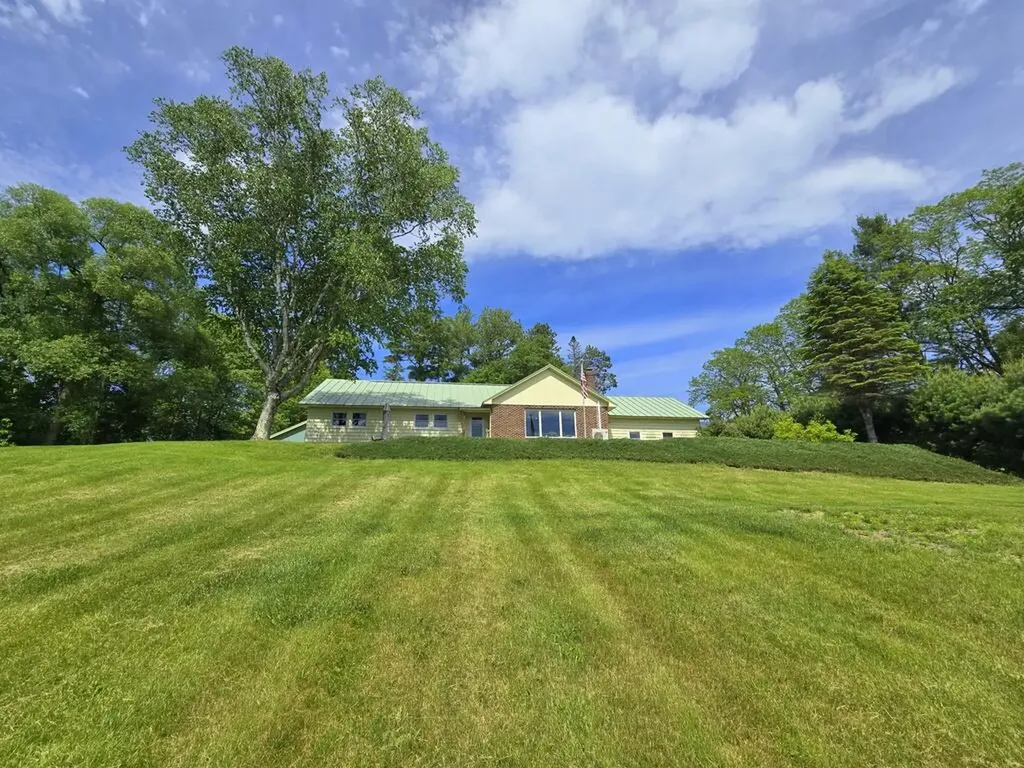 9 Bog Road New Portland ME 04961