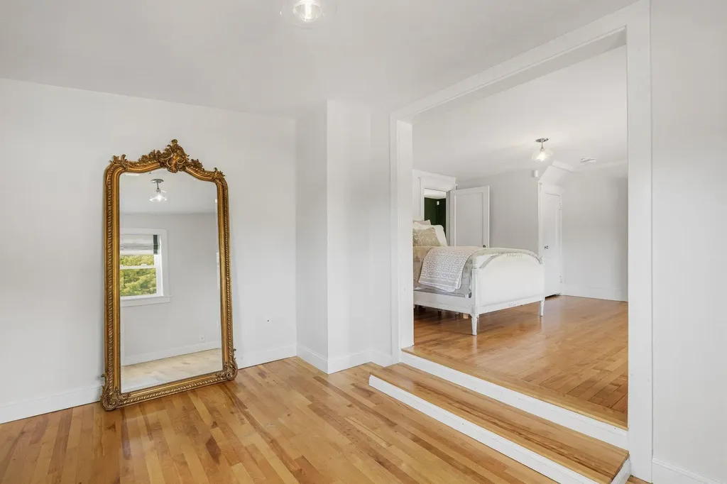 17 Traip Avenue Kittery ME 03904