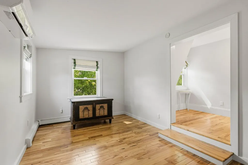 17 Traip Avenue Kittery ME 03904