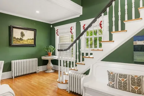 17 Traip Avenue Kittery ME 03904