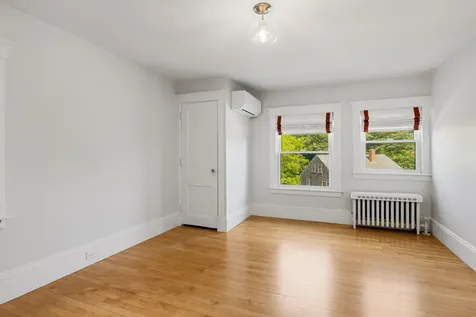17 Traip Avenue Kittery ME 03904