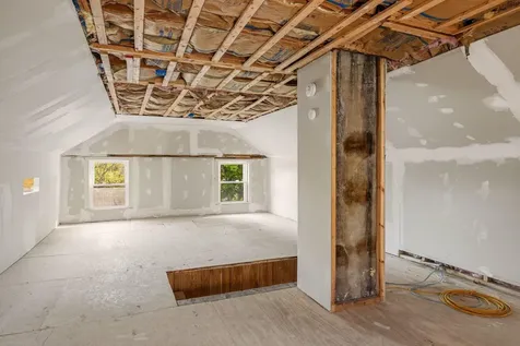 17 Traip Avenue Kittery ME 03904
